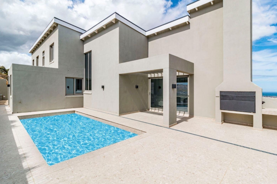 7 Bedroom Property for Sale in Fairhaven Country Estate Western Cape